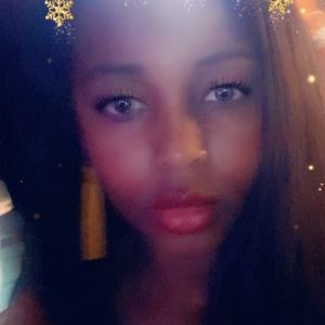 Meet your Posher, Simone